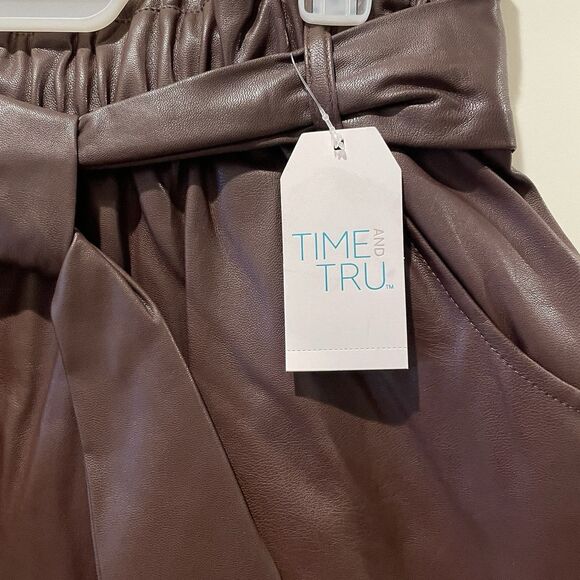 Women’s Skirt Time And Tru Brown Faux Leather Skirt Size Medium 8/10 NEW W Tags - Picture 8 of 12